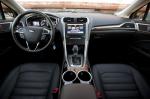 Ford Fusion Hybrid SE 2013 года
